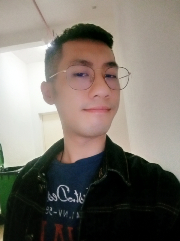 赫兹的第一张照片--广西残疾人相亲网